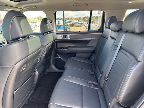 Used 2024 Hyundai Santa Fe Limited image 14