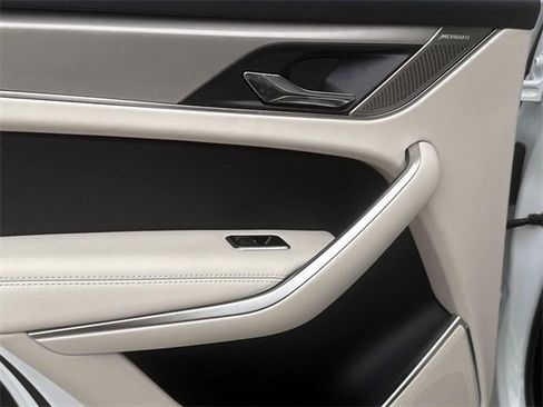 New 2025 Jaguar F-PACE R-Dynamic S image 11