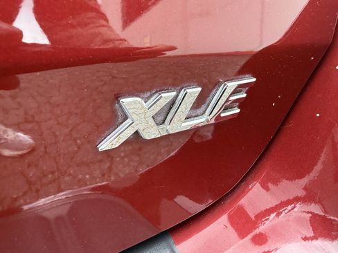 Used 2016 Toyota Sienna XLE Premium image 5