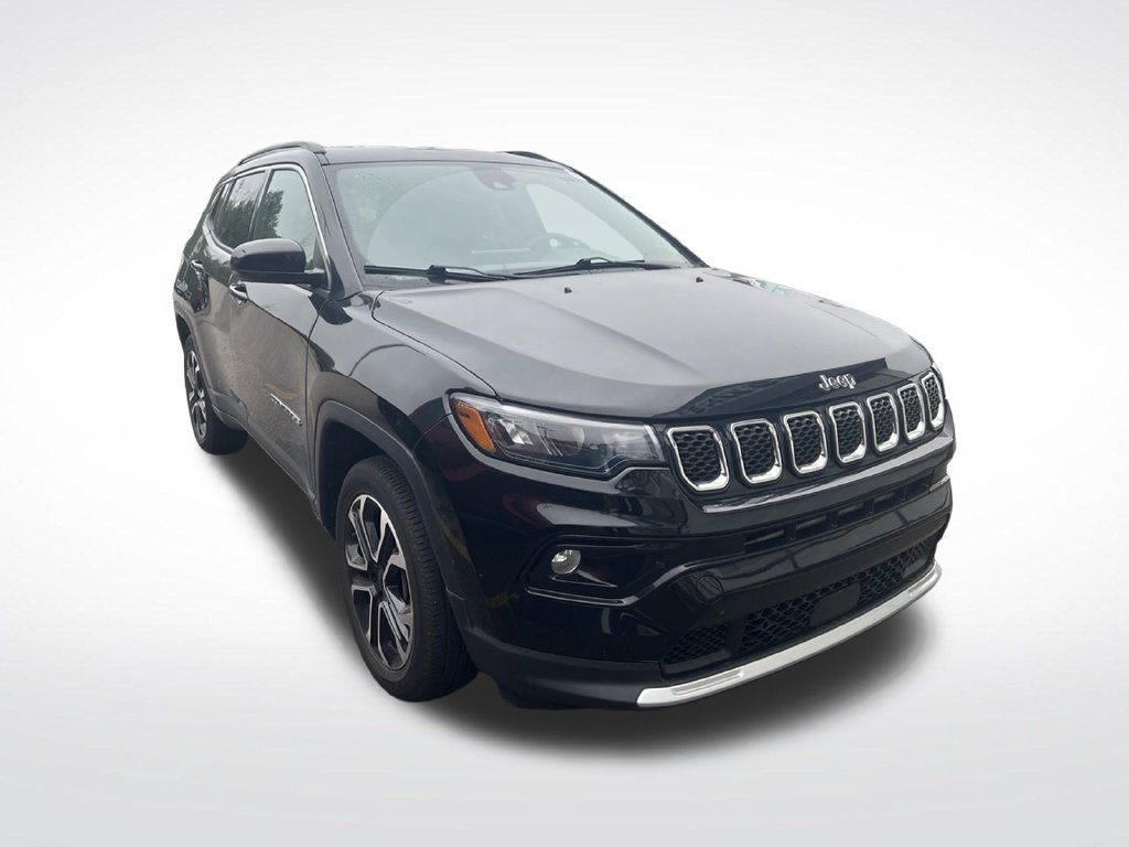Used 2022 Jeep Compass Limited AWD/4WD image 2