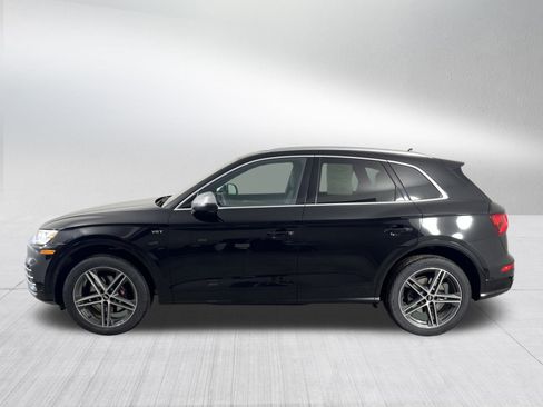 Used 2018 Audi SQ5 Premium Plus w/ Navigation Package image 4