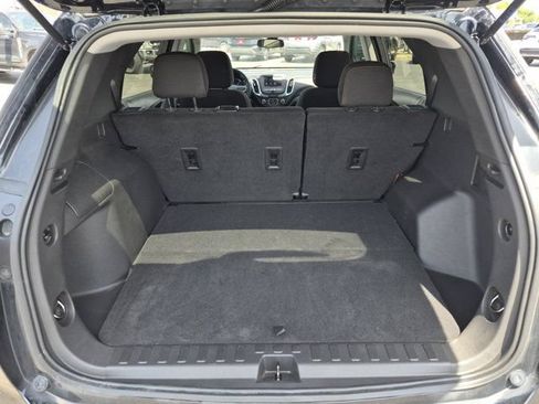 Used 2022 Chevrolet Equinox LT FWD image 8