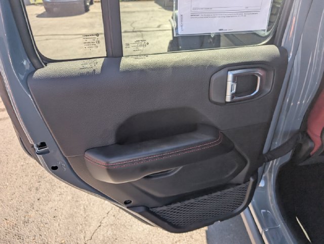 Used 2024 Jeep Wrangler Unlimited Rubicon 392 AWD/4WD image 15