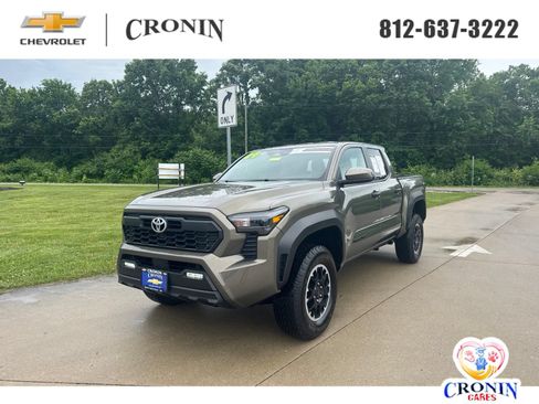 Used 2024 Toyota Tacoma TRD Off-Road AWD/4WD image 1