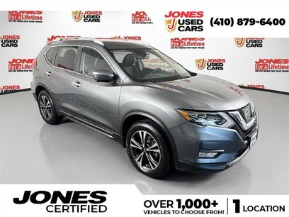 Used 2017 Nissan Rogue SL w/ SL Premium Package