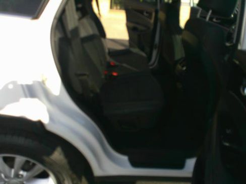 Used 2017 Kia Sorento LX image 7