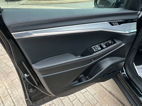 Used 2024 Jeep Wagoneer Launch Edition image 14