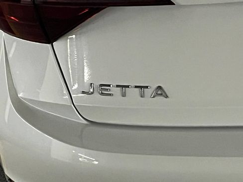 Used 2023 Volkswagen Jetta SEL FWD image 36