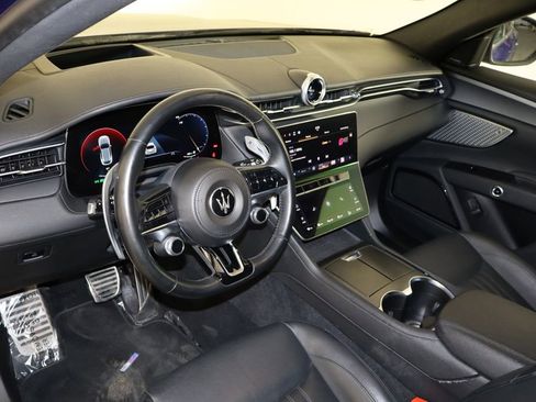 Used 2023 Maserati Grecale GT AWD/4WD image 26