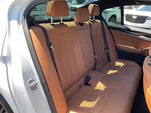 Used 2023 BMW 530i w/ Premium Package RWD image 20