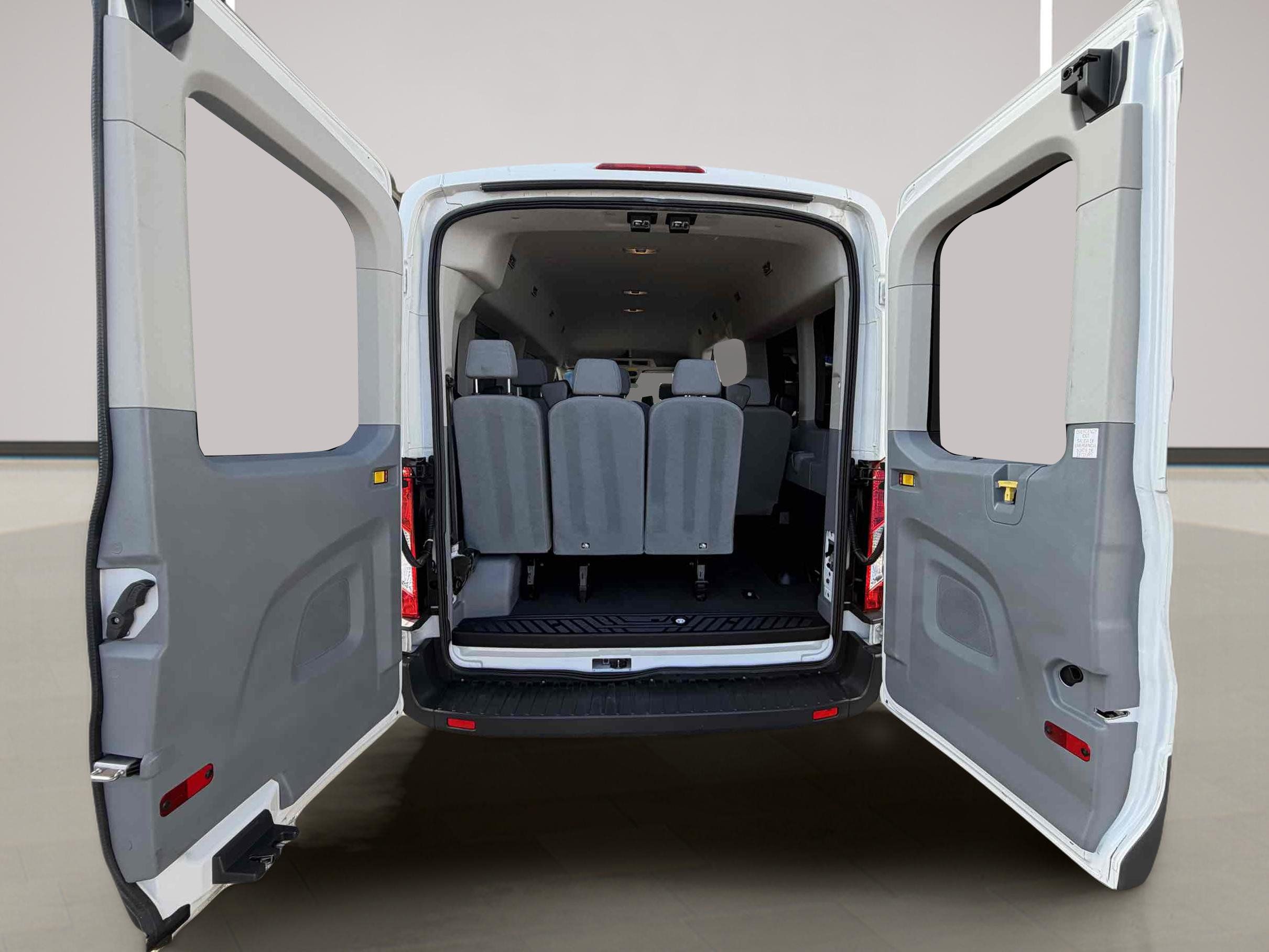 Used 2017 Ford Transit 350 XLT RWD image 9