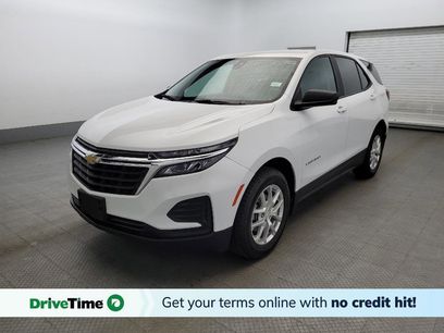 Used 2022 Chevrolet Equinox LS w/ LPO, Floor Liner Package