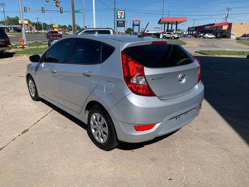 Used 2015 Hyundai Accent GS FWD image 5
