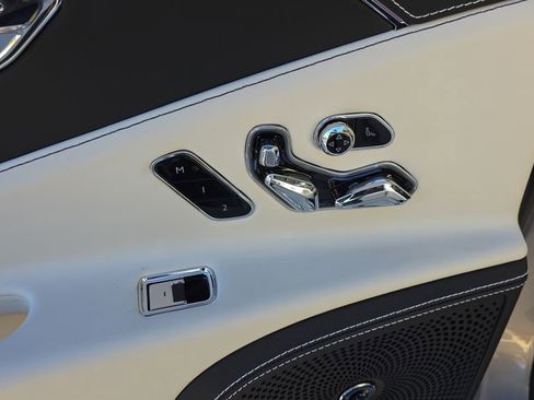 New 2026 Bentley Flying Spur image 32