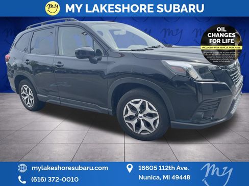 Used 2023 Subaru Forester Premium AWD/4WD image 1