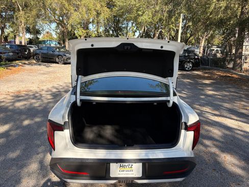 Used 2025 Kia K4 LXS image 24