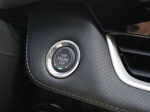 New 2026 Chevrolet Equinox LT w/ Safety and Technology Package FWD image 34