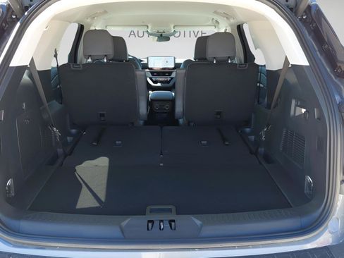 New 2026 Ford Explorer Active image 23