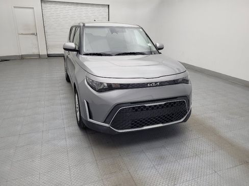 Used 2024 Kia Soul LX image 14