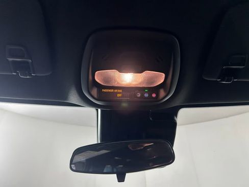 Used 2025 Chevrolet Trax RS image 25