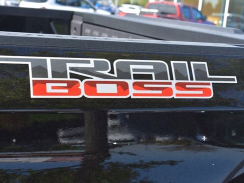 New 2026 Chevrolet Silverado 1500 Custom Trail Boss AWD/4WD image 13