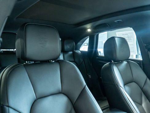 Certified 2026 Porsche Macan AWD/4WD image 31