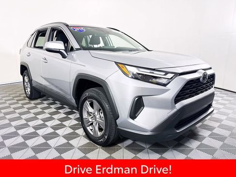 Certified 2025 Toyota RAV4 LE AWD/4WD image 1