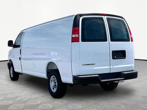 New 2026 Chevrolet Express 2500 Extended w/ Driver Convenience Package RWD image 4