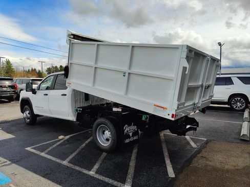New 2025 GMC Sierra 3500 Pro w/ Convenience Package image 12