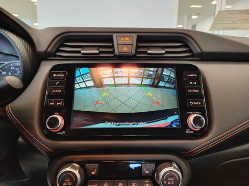 New 2025 Nissan Versa SR w/ Trunk Package image 20