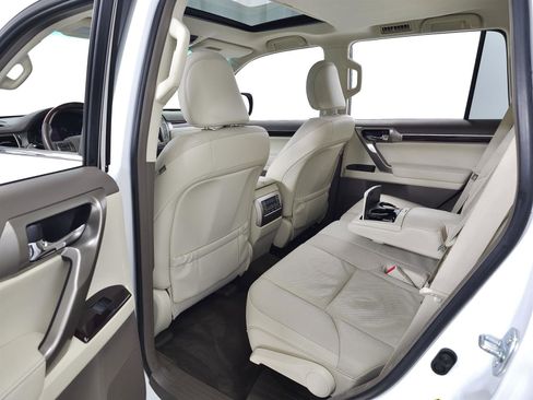 Used 2014 Lexus GX 460 w/ Premium Package AWD/4WD image 26
