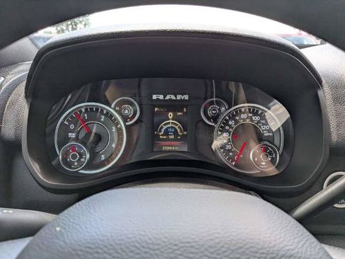 Used 2024 RAM 2500 Big Horn AWD/4WD image 23