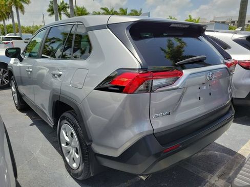 Used 2024 Toyota RAV4 LE FWD image 4