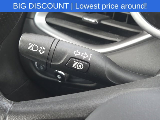 Used 2025 Chevrolet Malibu LT FWD image 38