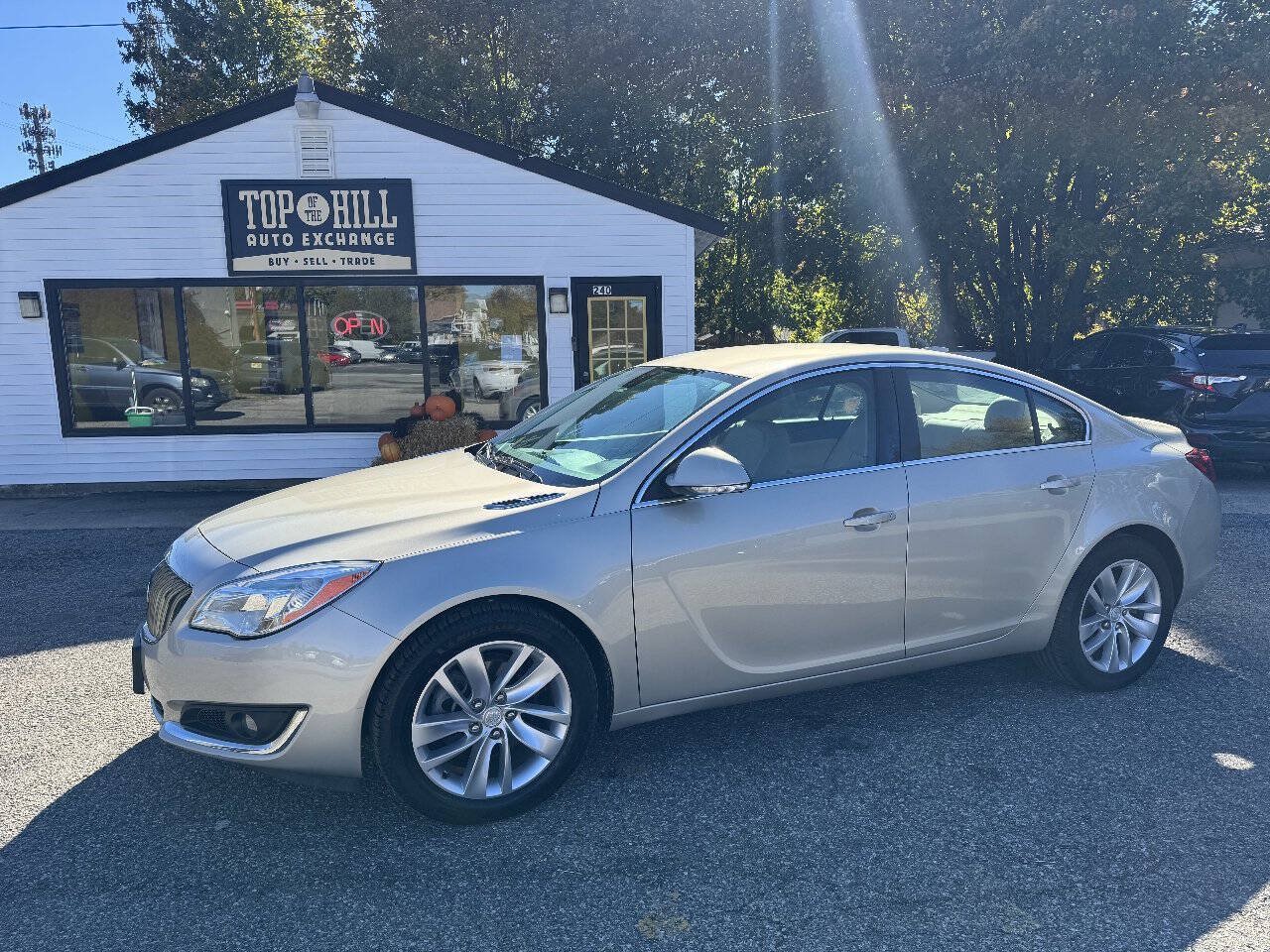 Used 2015 Buick Regal AWD image 1