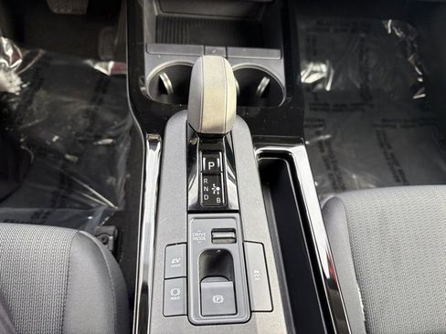 Certified 2024 Toyota Prius LE image 16