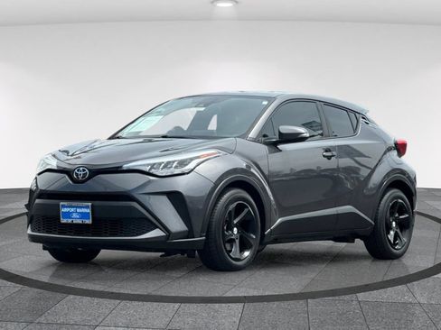 Used 2021 Toyota C-HR LE FWD image 10