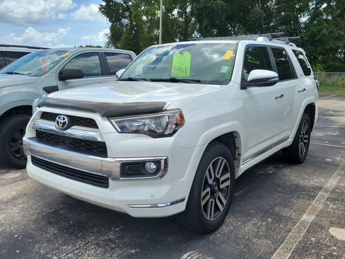 Used 2015 Toyota 4Runner Limited AWD/4WD image 3
