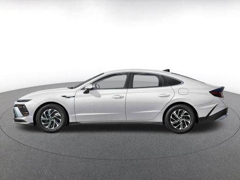 Used 2026 Hyundai Sonata Blue FWD image 3