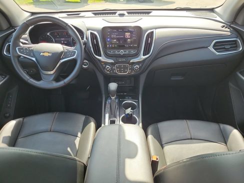 Used 2022 Chevrolet Equinox Premier AWD/4WD image 12