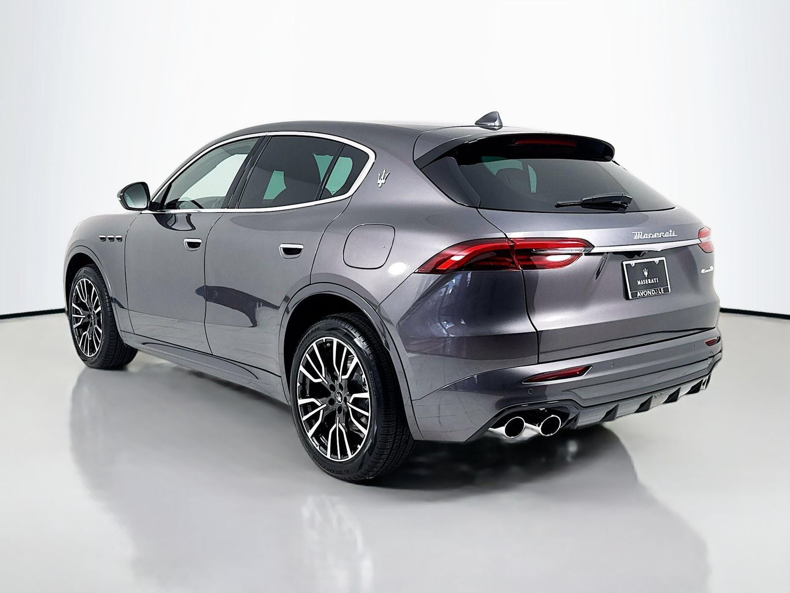 Used 2025 Maserati Grecale GT AWD/4WD image 5