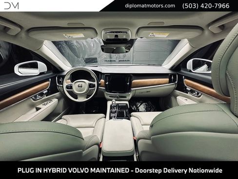 Used 2019 Volvo S90 T8 Inscription w/ Advanced Package AWD/4WD image 25