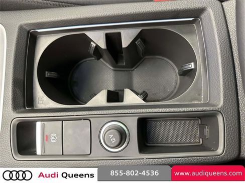 Certified 2025 Audi Q3 2.0T Premium Plus w/ Premium Plus Package image 30
