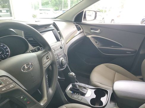 Used 2018 Hyundai Santa Fe Sport w/ 2.4L Value Package 02 FWD image 23