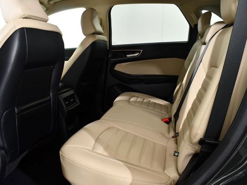 Used 2023 Ford Edge SEL w/ Convenience Package image 16