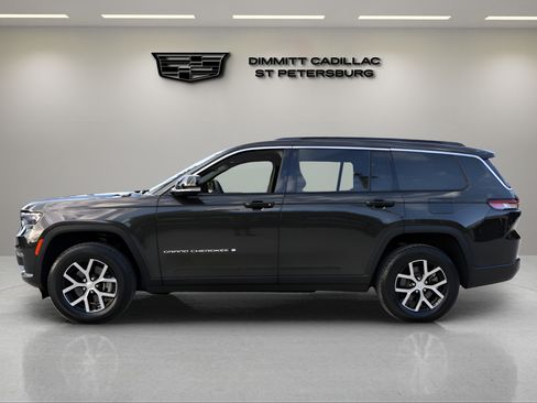Used 2024 Jeep Grand Cherokee L Limited w/ Trailer Tow Package RWD image 2