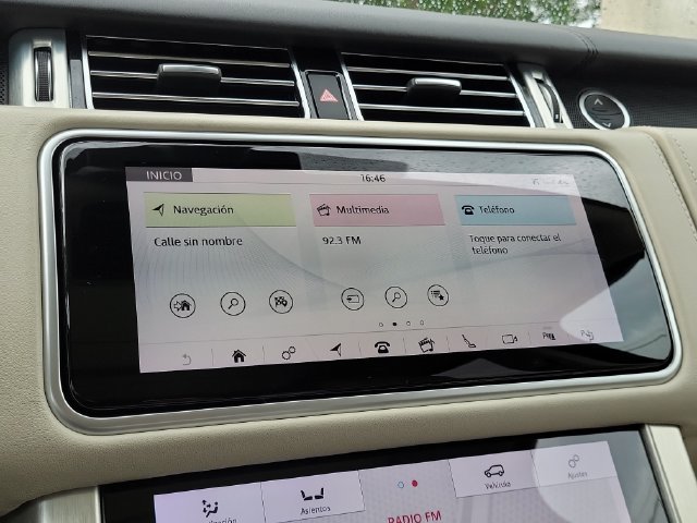 Used 2018 Land Rover Range Rover Autobiography AWD/4WD image 23