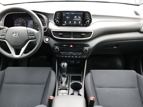 Used 2019 Hyundai Tucson Sport FWD image 2