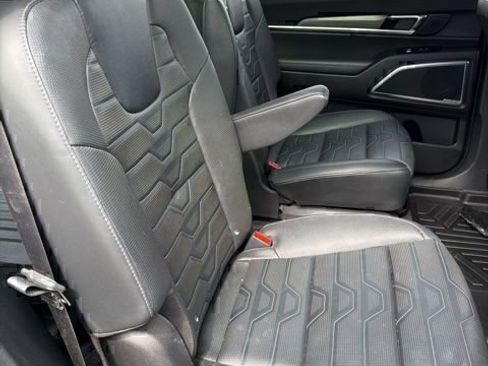 Used 2021 Kia Telluride SX w/ SX Prestige Package AWD/4WD image 27