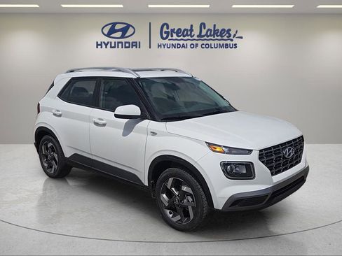New 2026 Hyundai Venue SEL FWD image 7